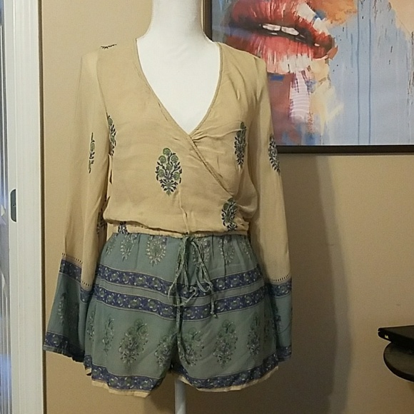 Free People long sleeve lightweight romper - Picture 2 of 3